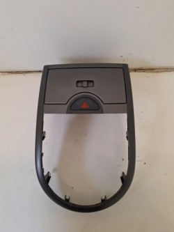 kia SOUL 1 и рамка радио бардачок 84740-2K100