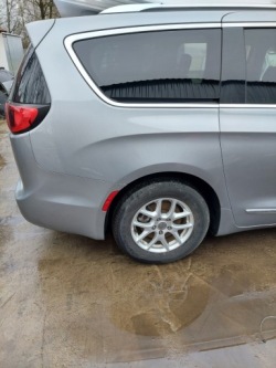 CHRYSLER PACIFICA 17-25R крыло левый зад четверть