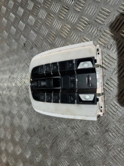 лампочка Обшивка потолка PORSCHE MACAN 95B 7PP959551GN