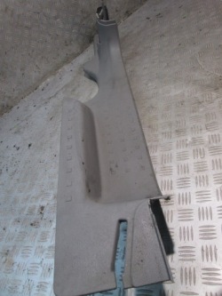 накладка пластик порога правая зад vw Caddy III 03- 2K0853370L