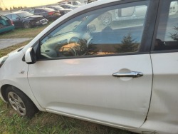 kia PICANTO II 2011 - 2015 год дверь левая передняя 3D