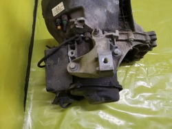FORD Focus MK3 11- механическая коробка передач (МКПП) 1.0