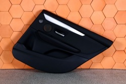 BMW 2 F46 дверные карты задний правый задняя