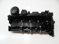 крышка клапанов X3 E83 N47 7784144