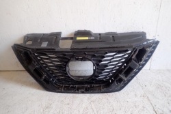 решетка радиатора nissan QASHQAI II J11 рестайлинг 17-