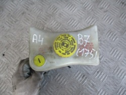 бачок тормозной жидкости Audi A4 B7 1.9d 04-08 r