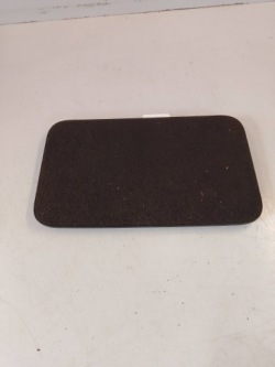 renault SCENIC III лючок бардачок пола 749880036