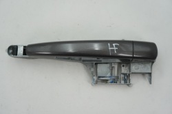 ручка двери передняя наружная правая peugeot 208 9680168580