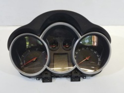 спидометр часы Chevrolet CRUZE 1.7 d