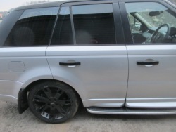 дверь правая задняя Range Rover Sport и L320 LRC737