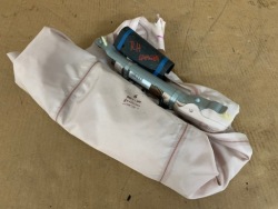 Chevrolet Camaro 2016- пиропатрон подушки безопасности правая