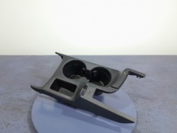 mazda и РЕСТАЙЛИНГ тунель бардачок на Чашки KA0G64633