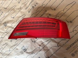 фонарь правый led Audi A5 8T РЕСТАЙЛИНГ 8T8945096F