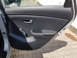 Hyundai I30 II HB обивка дверные карты задний правый