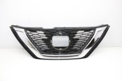 nissan oe 62310HV3 решетка радиатора