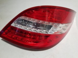 MERCEDES W251 фонарь рестайлинг led задний правый 2518202064