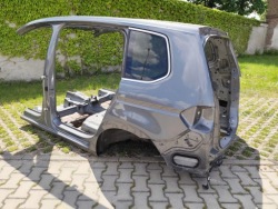 vw TOURAN 5T 2019ROK четверть крыло зад левый LR7H