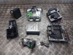 блок управления стартовый комплект volvo S80 и 2.4 D5 0281010319 8645716 P08671223 8671224