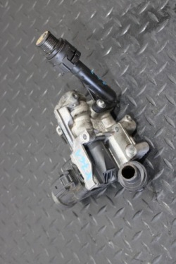 клапан EGR jaguar X761 G4D3-9D475-AB