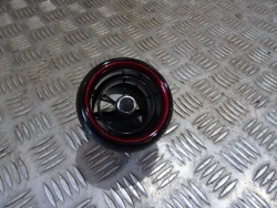 воздухозаборник жалюзи потока воздуха консоли правая левый D09W64730