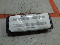 vw UP подушка пассажира 1S0880204D
