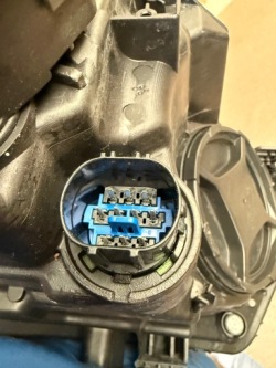 фара kia RIO IV 16-23 92101-H8 оригинал европа линза led левая
