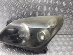 фара левая opel Astra H 1.7 5DV008290-00