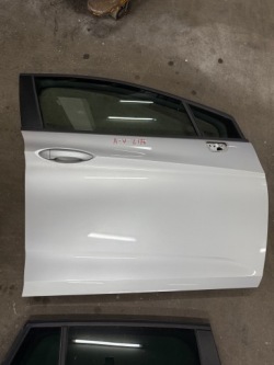opel ASTRA V Z176 дверь передняя правая