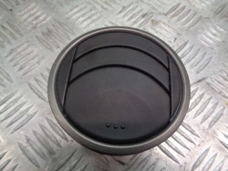 воздухозаборник жалюзи левый потока воздуха mazda 6 GG