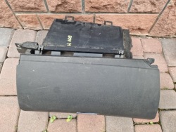 бардачок пассажира MERCEDES a класс W169
