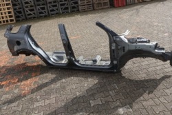 LAND ROVER Discovery спорт L550 четверть правая перед 873