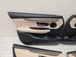 BMW F46 бочки дверные карты комплект