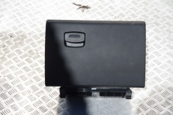 бардачок пассажира кожа renault KOLEOS II 682525546R