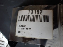 молдинг боковое левый CITROEN C3 II 2010 европа 9684154577 11162