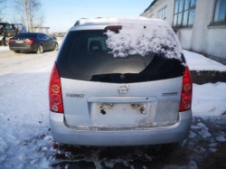 mazda PREMACY форсунка 2002 2.0л