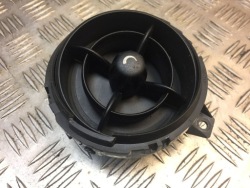 MINI CLUBMAN R55 воздухозаборник жалюзи потока воздуха левый 14482110