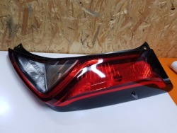 фонарь задний правый r TOYOTA AYGO II 2 рестайлинг led 18 19 20