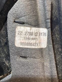 зеркало правая Сторона peugeot 308 2 T9 (2013 - 2017) 98088642XT