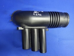 volkswagen oe 04E129651C патрубок Воздух