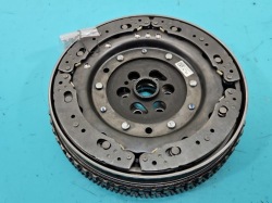 двухмассовый маховик renault KADJAR 18032020 123101804R 1.3 TCE