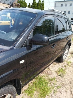 переднее левое дверь Hyundai TUCSON 2006 год Цвет EB