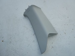 защита 5L6867288B SKODA YETI правый задний