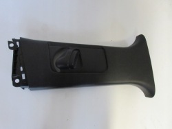 PRIUS IV защита средняя правая