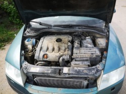 SKODA OCTAVIA петля задних дверь задняя 2005 2.0л