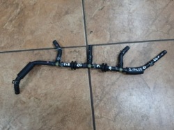 трубки газа топливные распределитель mazda 6 2.0 03'