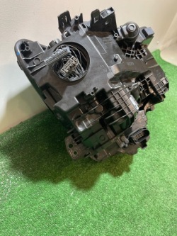volvo EX90 full led передняя левая фара