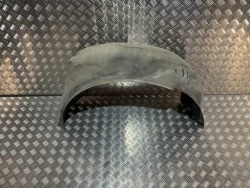 подкрылки левый задний BMW 6 E64