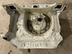 ремень задний кузов с AdBlue peugeot 208 3D 5D #100