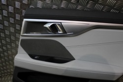 BMW M8 F93 G16 дверные карты кожа перед зад HARMANN