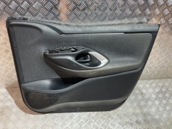 дверные карты правый передний TOYOTA YARIS IV 20-